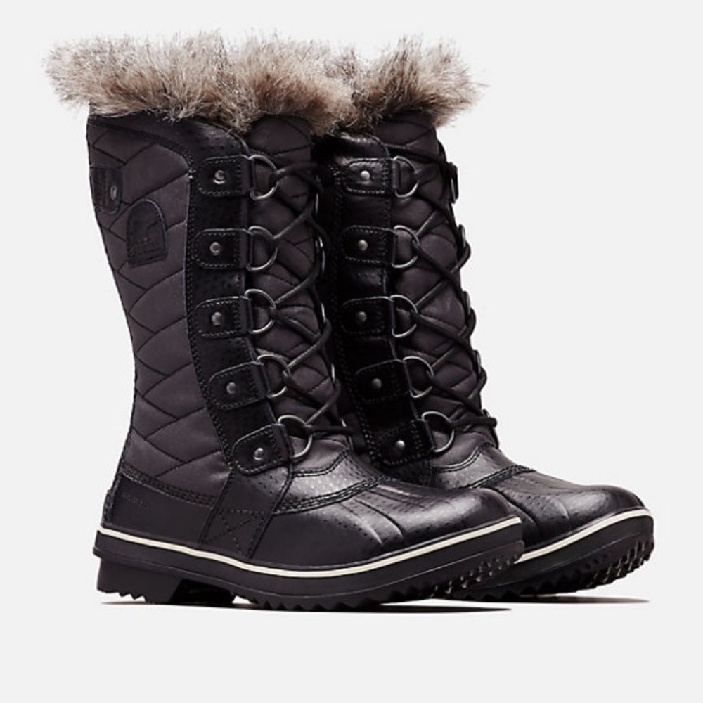 Sorel Tofino II black snow boots